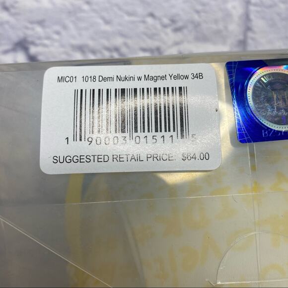 NEW NUYU University of Michigan Demi Nukini with Magnet - Picture 7 of 7